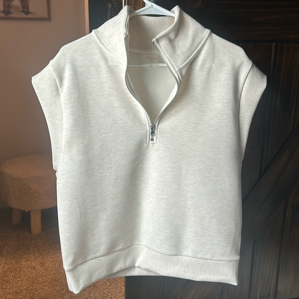 Calia vest